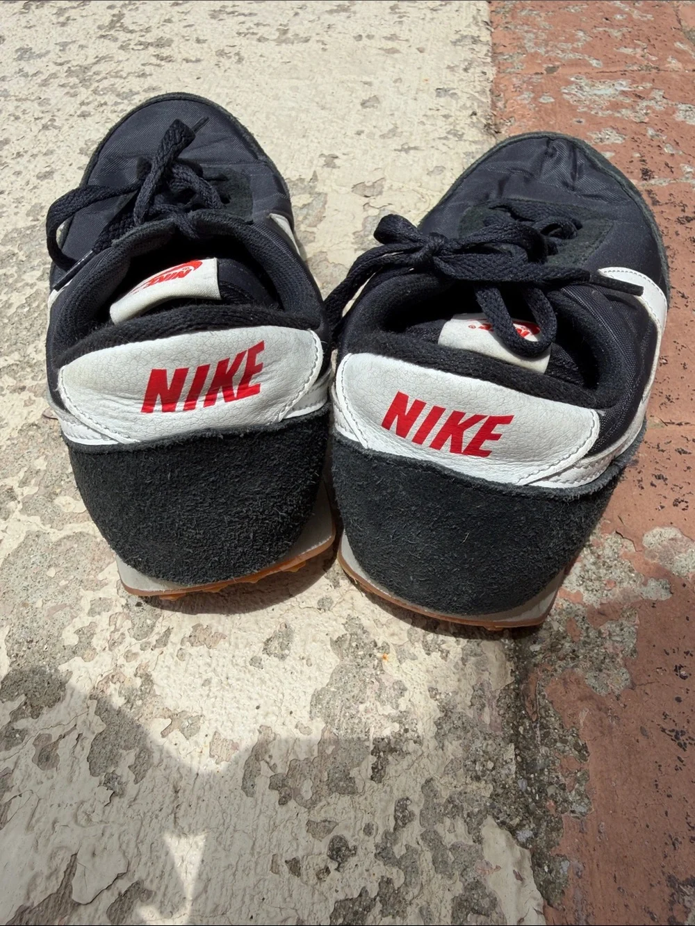 Nike lightweight low